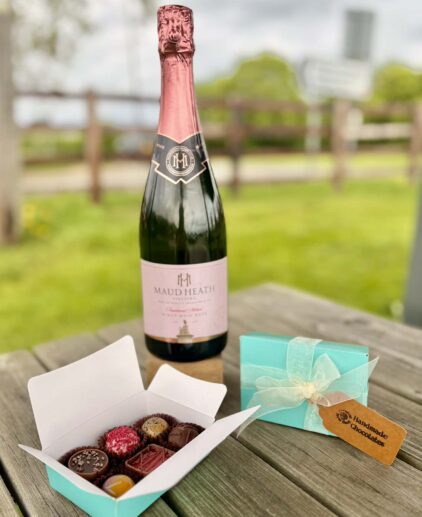 Sparkling Rose & Chocolates Gift Box